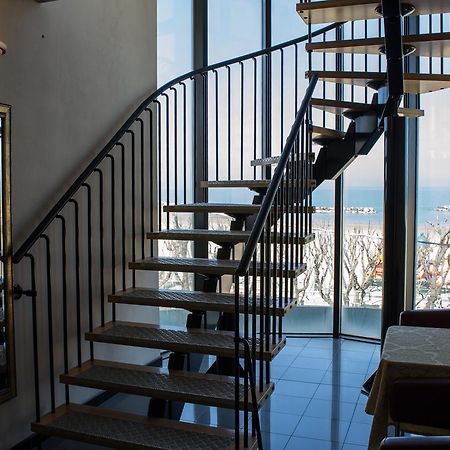 Amba Hotel Rimini Luaran gambar