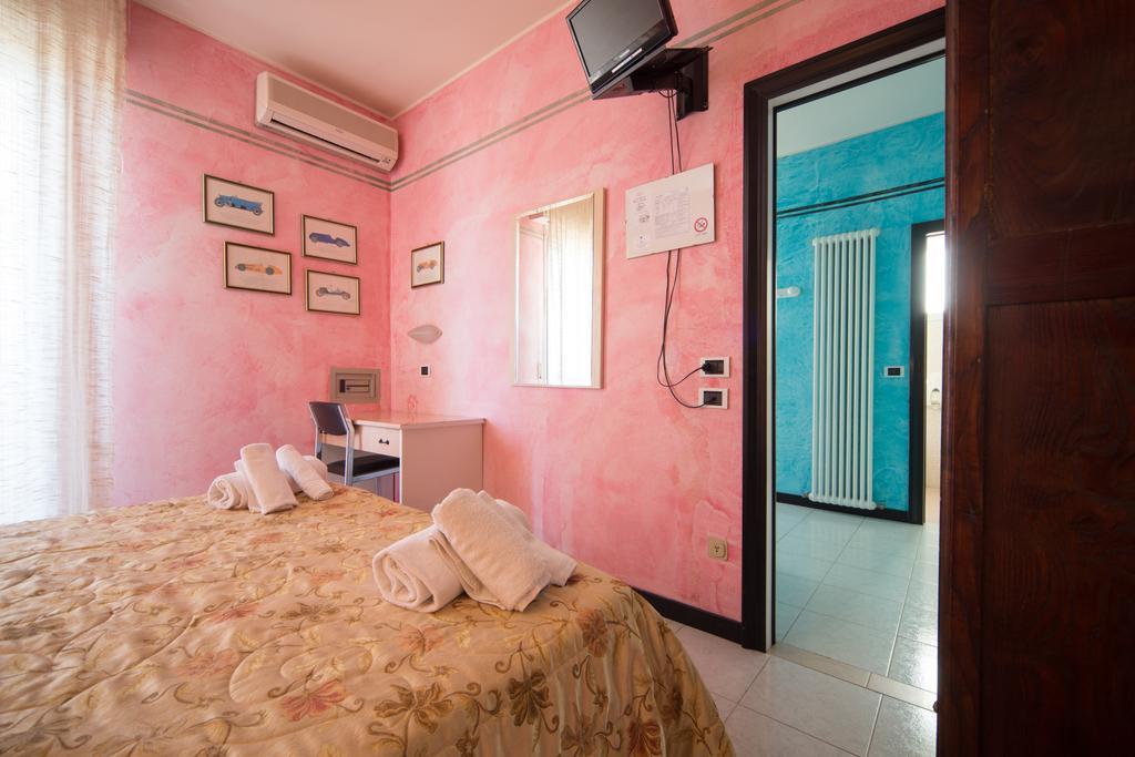 Amba Hotel Rimini Luaran gambar