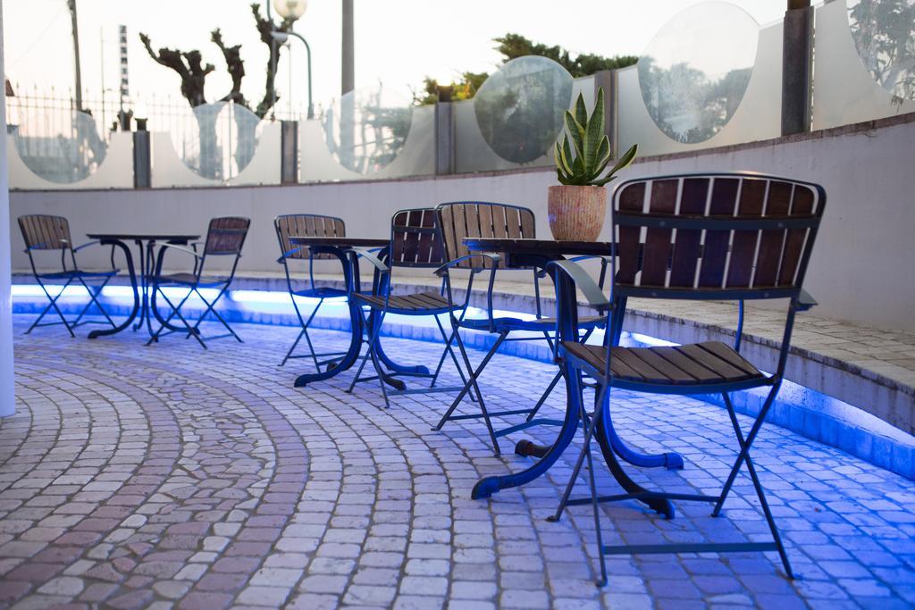 Amba Hotel Rimini Luaran gambar