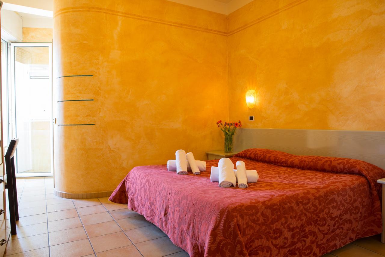 Amba Hotel Rimini Luaran gambar