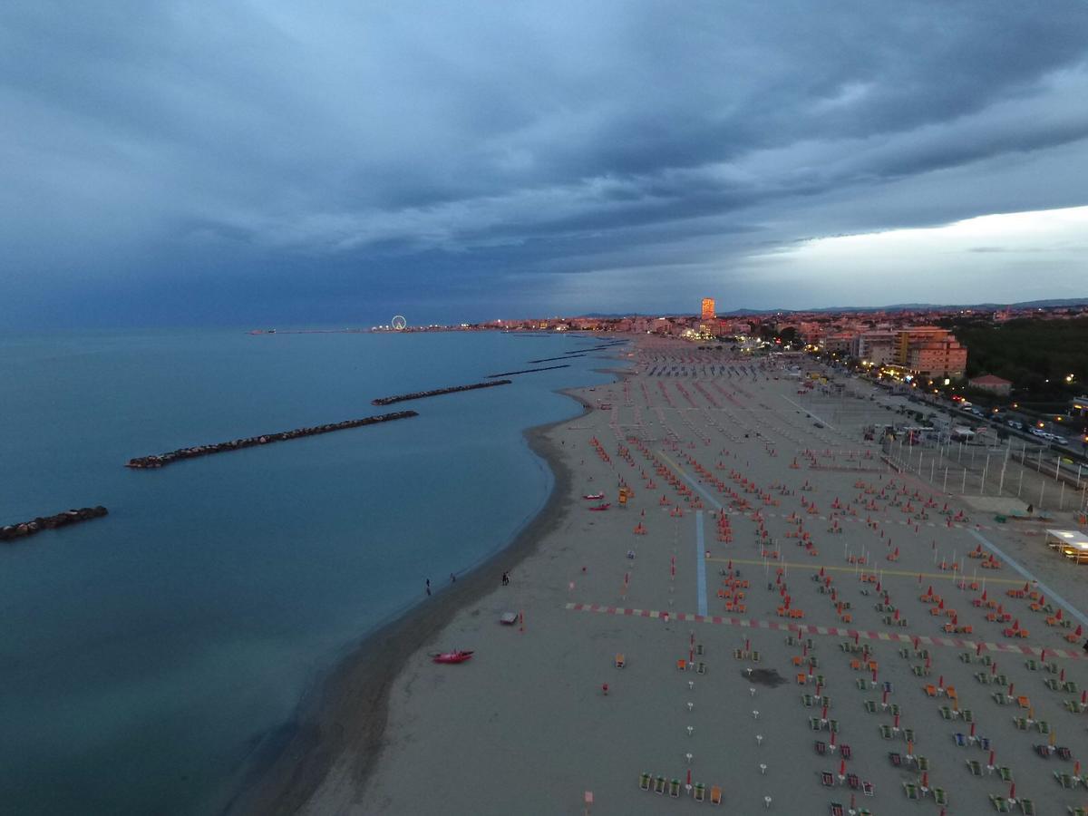 Amba Hotel Rimini Luaran gambar