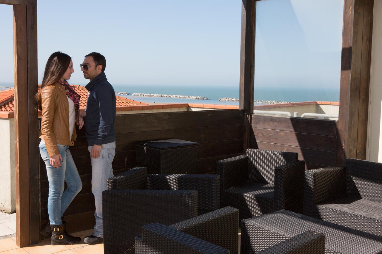 Amba Hotel Rimini Luaran gambar