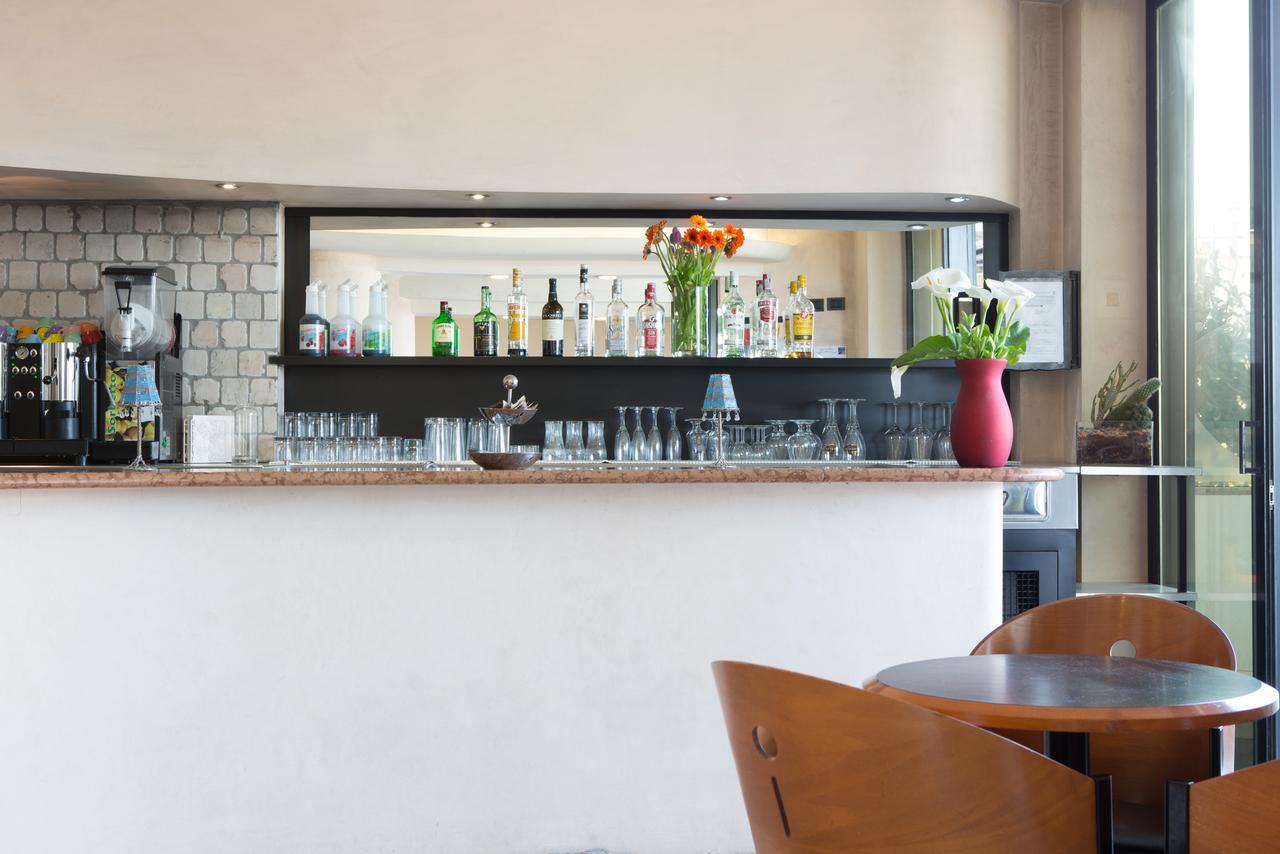Amba Hotel Rimini Luaran gambar